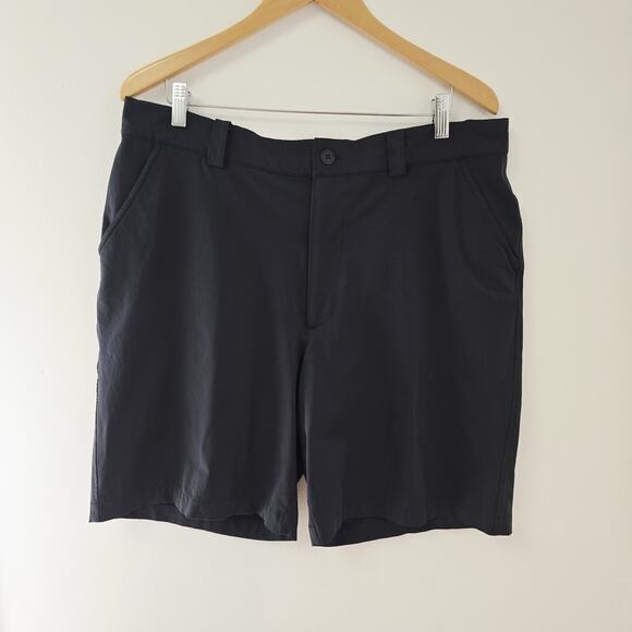 Under Armour Shorts Mens Size 36 Black Golf Athletic Pockets Stretch Pockets 9" - Picture 1 of 12